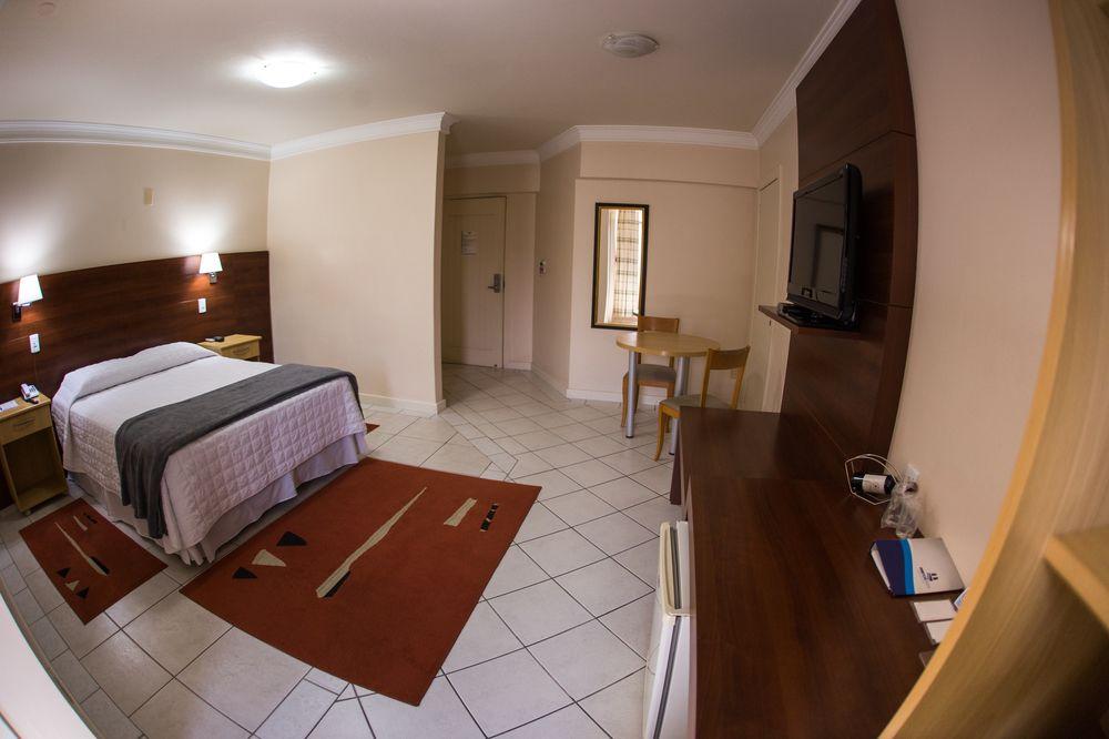 Tri Hotel Executive Criciuma Крисіума Екстер'єр фото