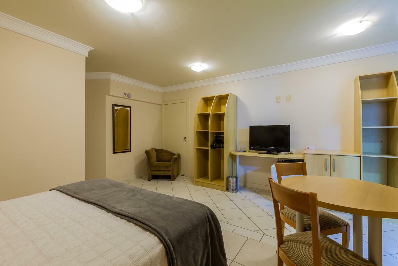 Tri Hotel Executive Criciuma Крисіума Номер фото