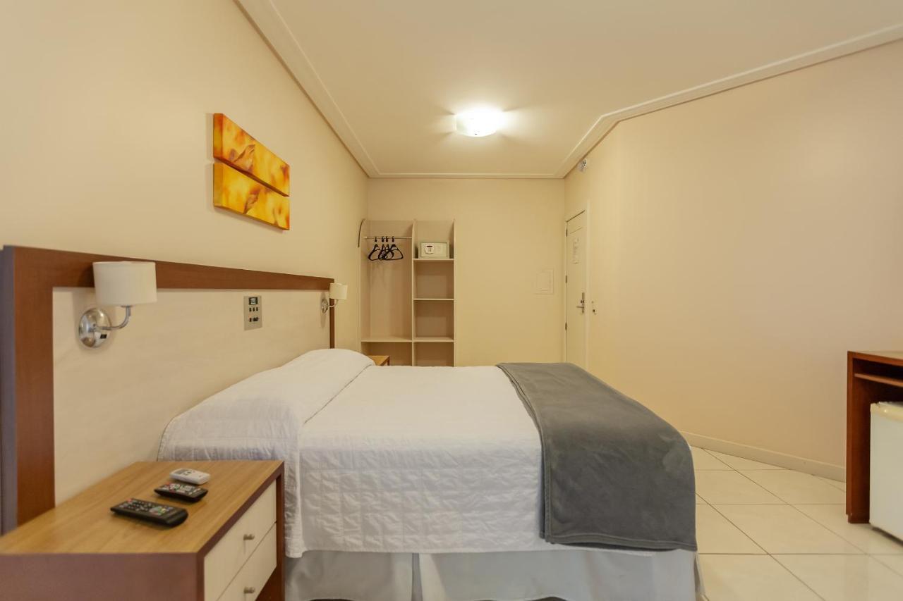 Tri Hotel Executive Criciuma Крисіума Екстер'єр фото